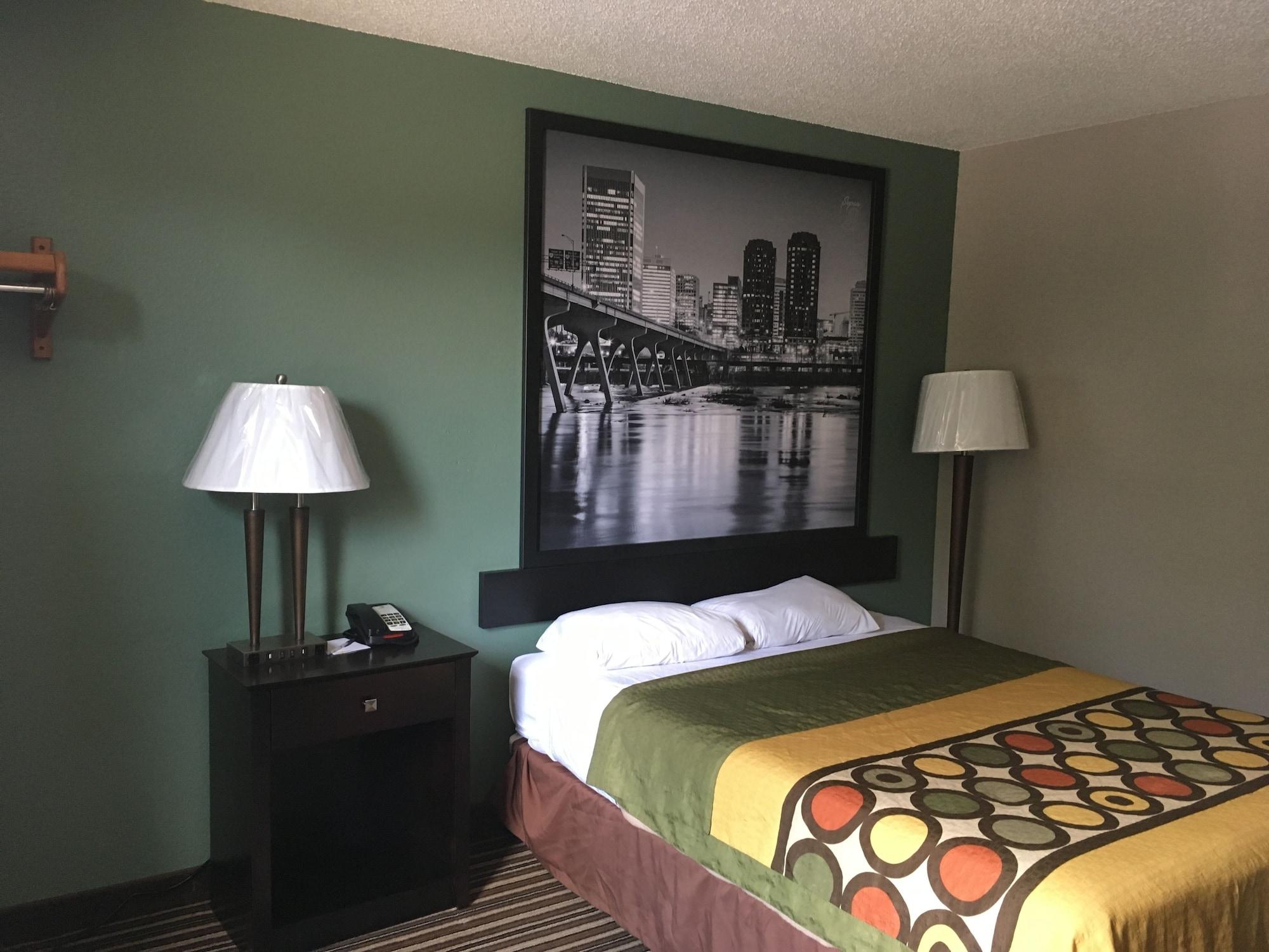 Super 8 By Wyndham Richmond Midlothian Turnpike Hotel Eksteriør billede